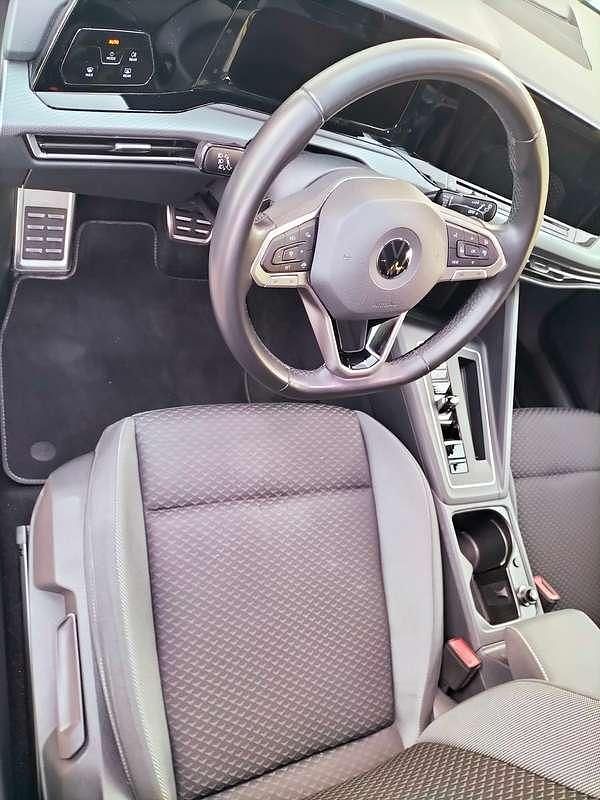 Usata VW Golf VIII Active 150 CV (110 kW) 2022 Bianco Berlina