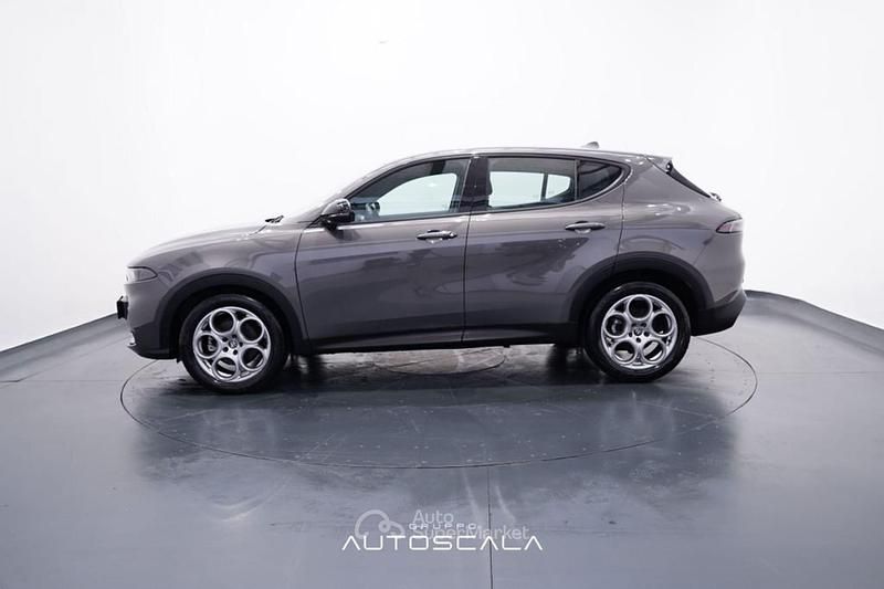 Usata Alfa Romeo Tonale Sprint 131 CV (96 kW) 2023 Grigio vesuvio SUV