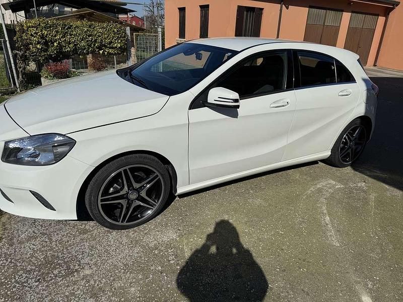 Usata Mercedes A160 Business 90 CV (66 kW) 2016 Berlina