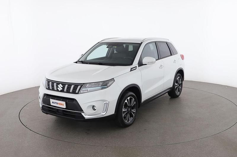 Bianco Usata 2020 Suzuki Vitara SUV | 15.599 € (Buon prezzo) - Immagine 1/3