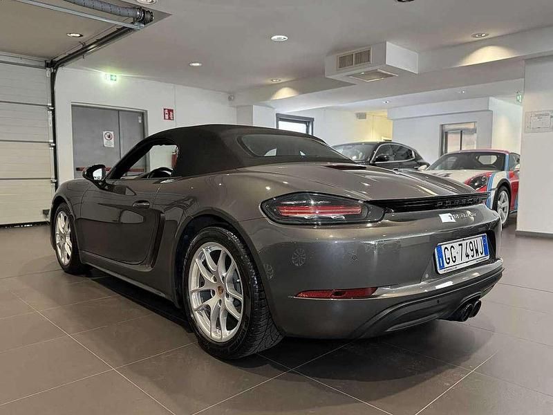 Usata Porsche 718 Boxster 299 CV (219 kW) 2021 Grigio Cabrio