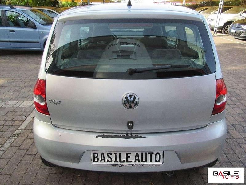Usata VW Fox 60 CV (44 kW) 2011 Grigio Utilitaria