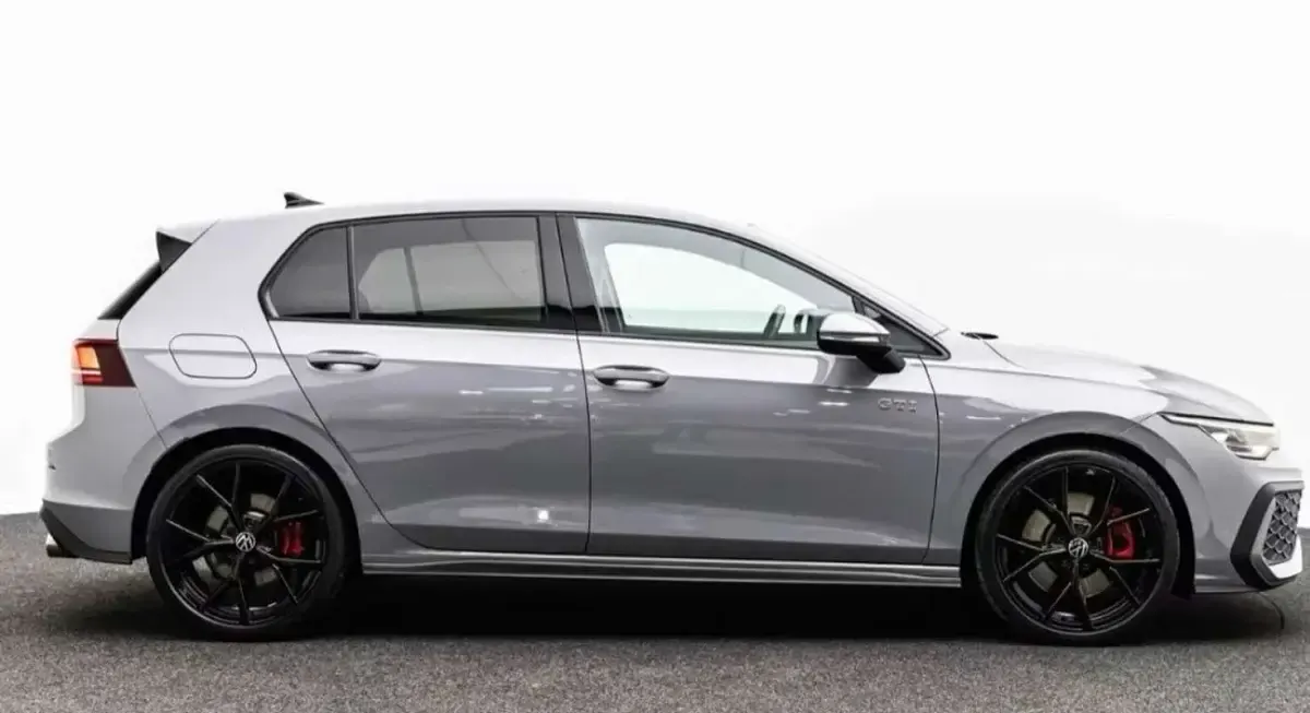 Usata VW Golf VIII GTI 265 CV (194 kW) 2025 Berlina