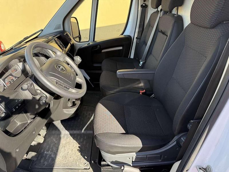 Usata Opel Movano 140 CV (102 kW) 2023 Bianco Furgone