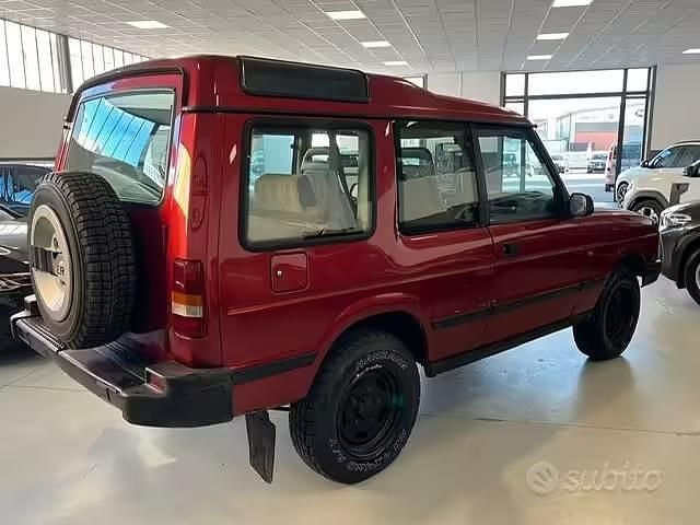 Usata Land Rover Discovery 113 CV (83 kW) 1997 Rosso SUV