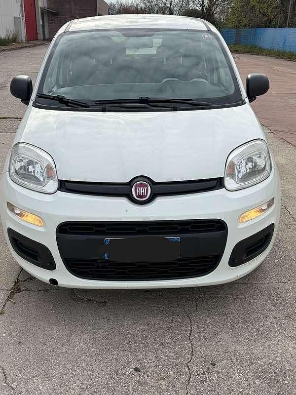Usata Fiat Panda Easy 95 CV (69 kW) 2015 Utilitaria