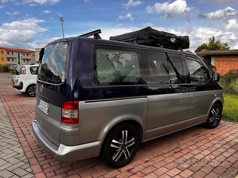 Usata VW Multivan Trendline 174 CV (127 kW) 2004 Blu Furgone