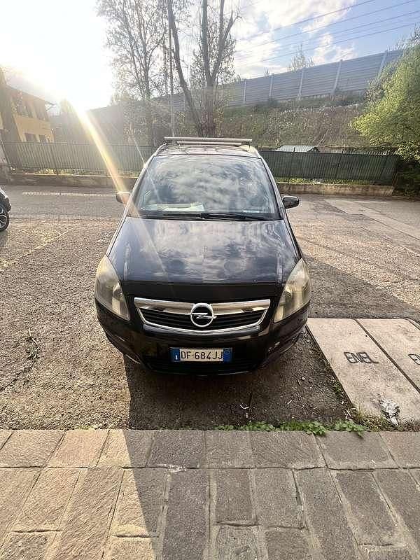 Usata Opel Zafira Enjoy 120 CV (88 kW) 2006 Monovolume