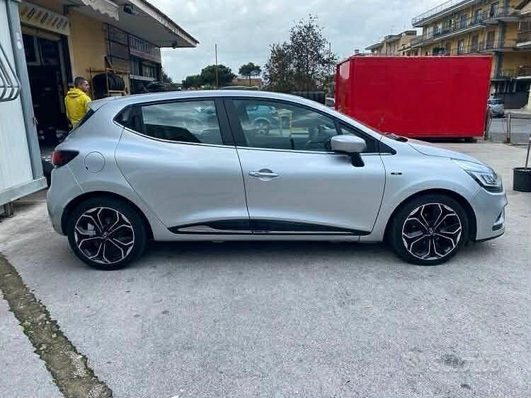 Usata Renault Clio IV 75 CV (55 kW) 2018 Grigio Berlina