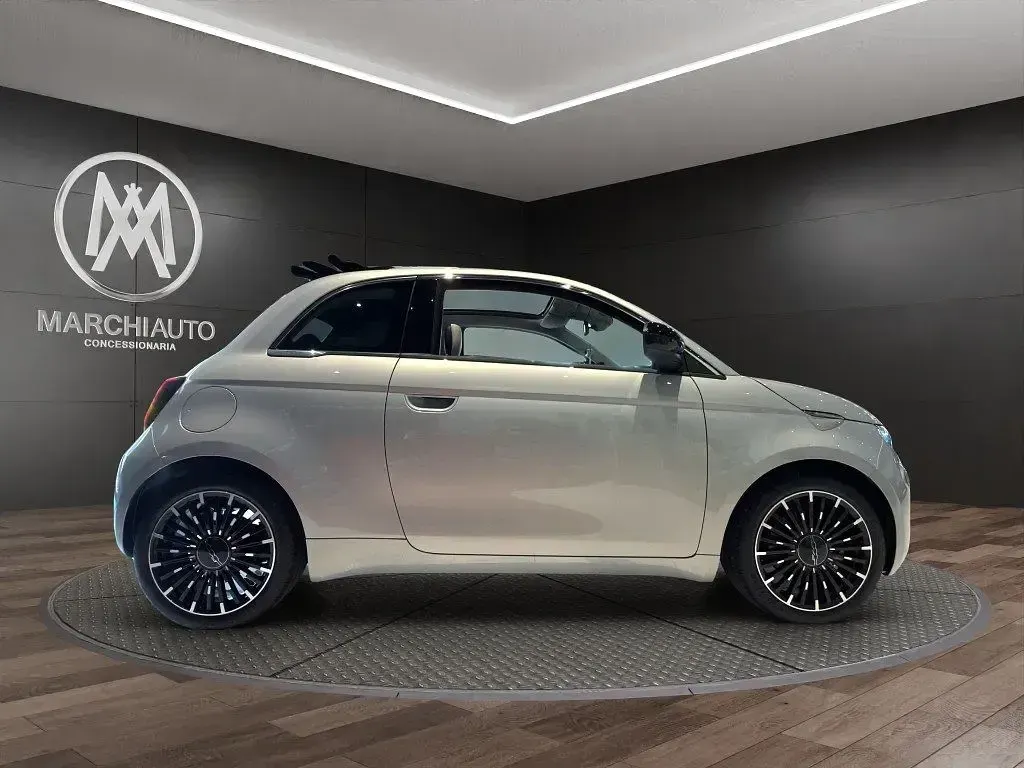 Nuova Fiat 500C Icon 65 CV (47 kW) 2026 Azzurro metallizzato Cabrio