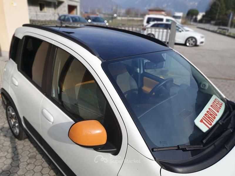 Usata Fiat Panda 4x4 S 75 CV (55 kW) 2014 Bianco Utilitaria