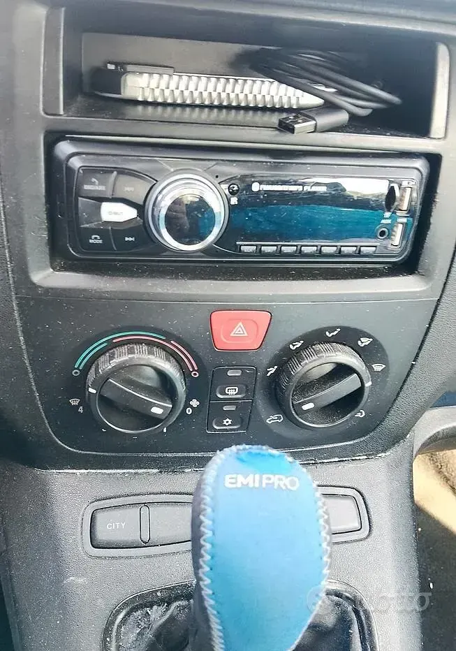 Usata Fiat Idea 95 CV (69 kW) 2004 Bianco Monovolume