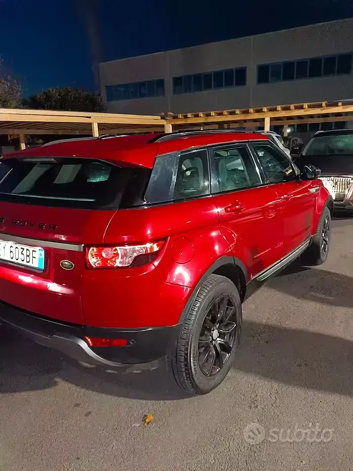 Usata Land Rover Range Rover evoque 150 CV (110 kW) 2014 Rosso SUV