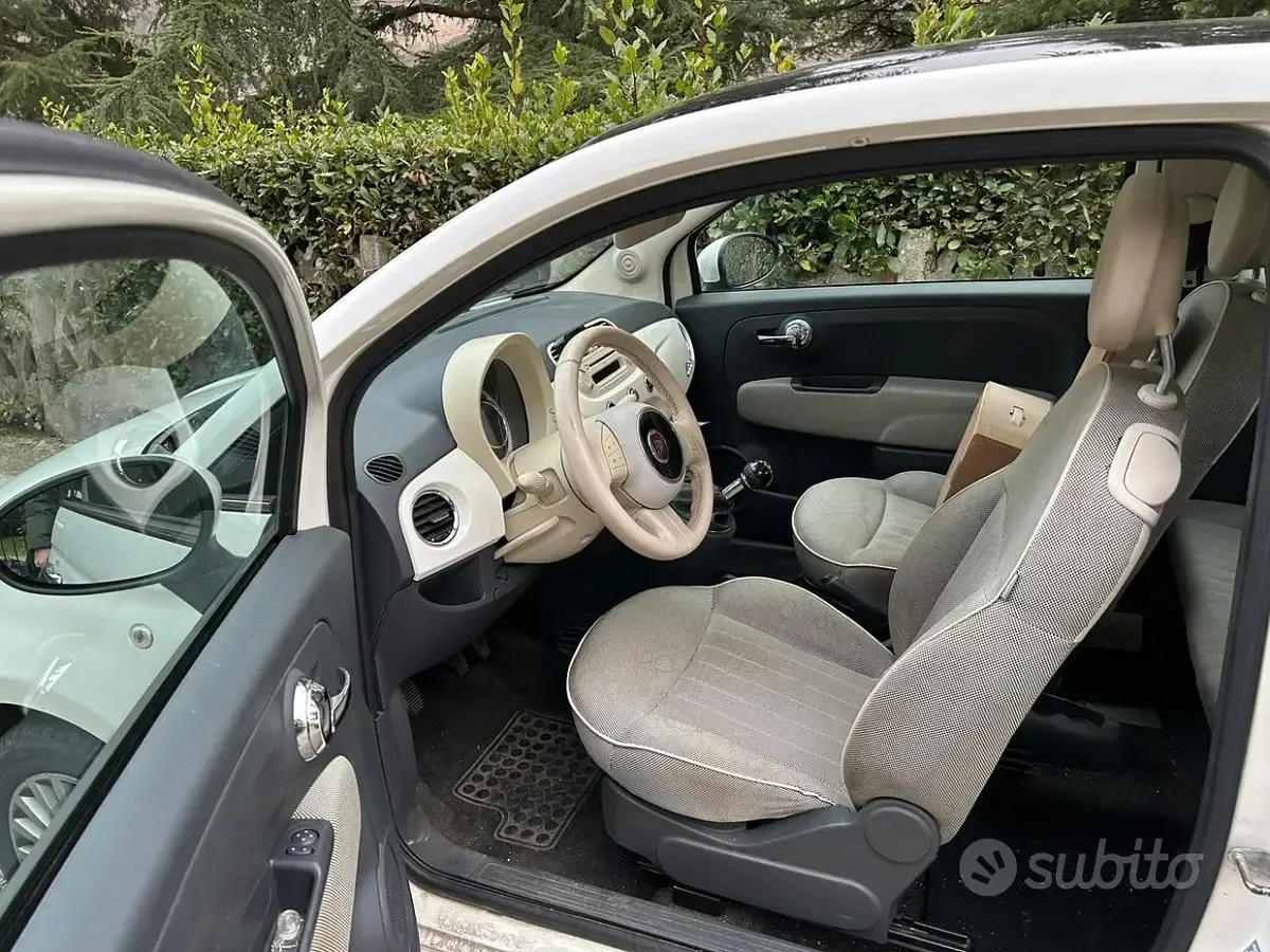 Usata Fiat 500 Lounge 69 CV (50 kW) 2009 Bianco Cabrio