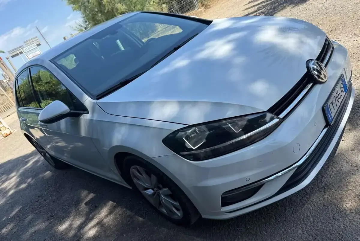 Usata VW Golf VII Highline 116 CV (85 kW) 2019 Bianco Berlina