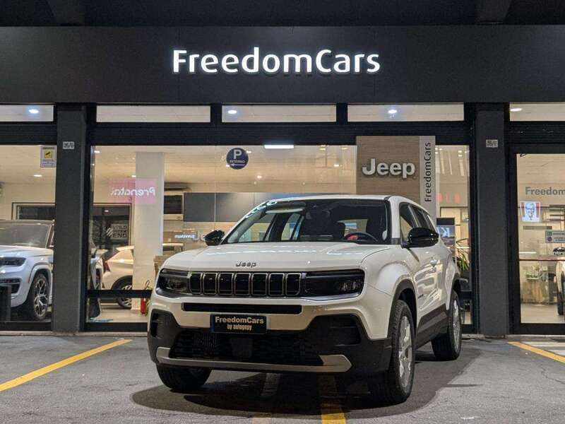 Nuova Jeep Avenger Altitude 101 CV (74 kW) 2025 Bianco SUV