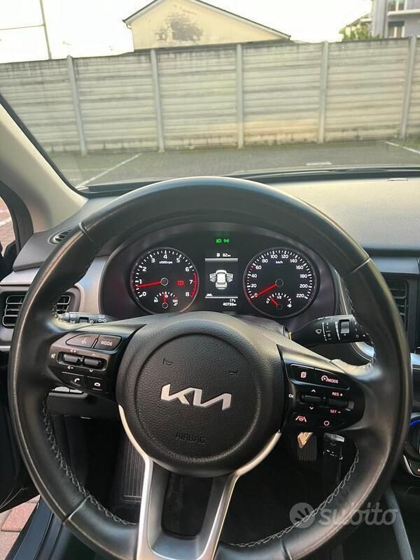 Usata Kia Stonic 2022 Grigio SUV