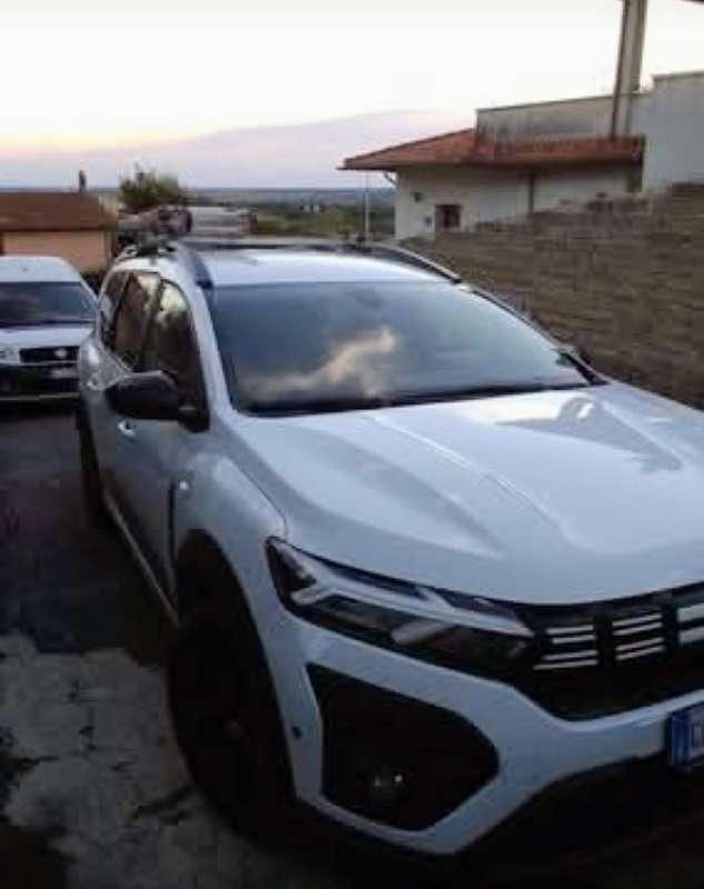 Usata Dacia Jogger Extreme 110 CV (80 kW) 2023 Bianco Monovolume