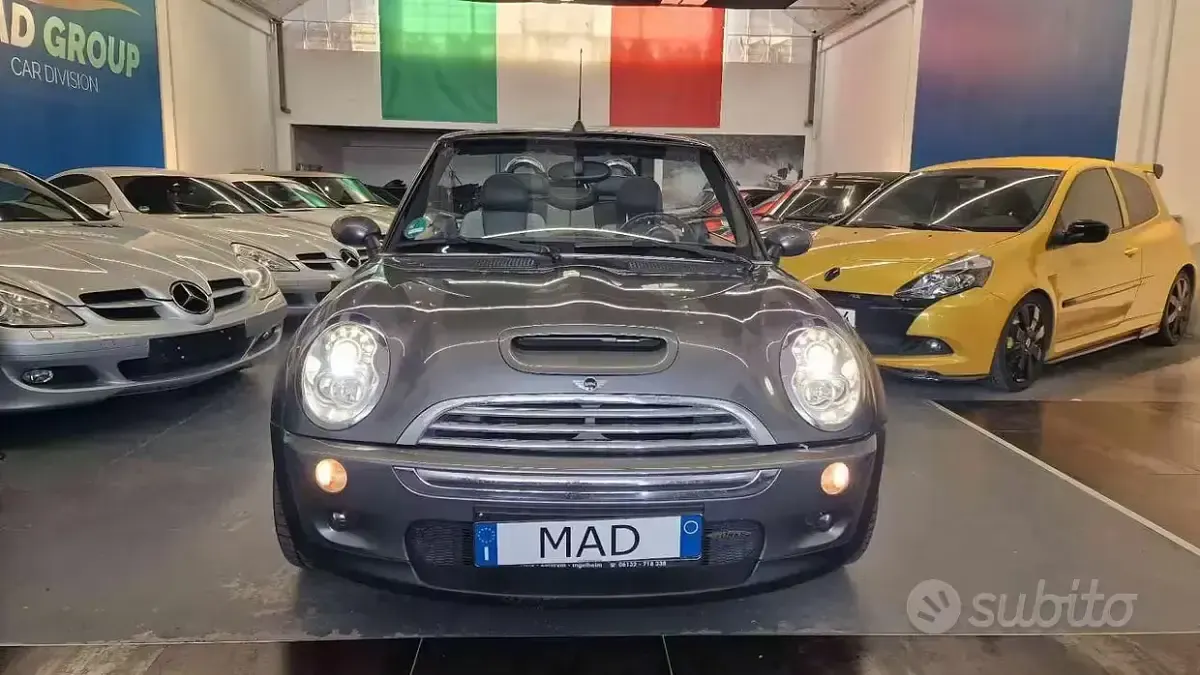 Usata Mini John Cooper Works Cabriolet 211 CV (155 kW) 2008 Grigio scuro Cabrio