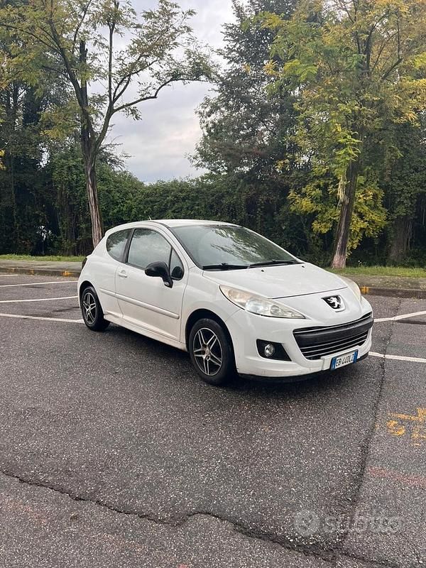 Usata Peugeot 207 Sport 90 CV (66 kW) 2010 Utilitaria