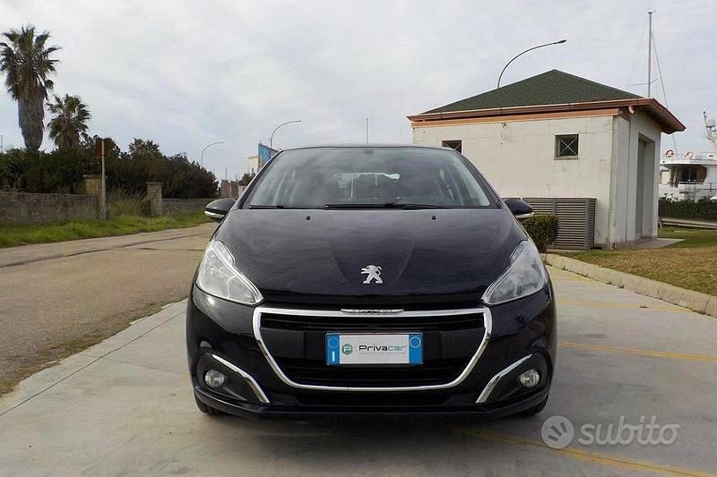 Usata Peugeot 208 Active 75 CV (55 kW) 2018 Nero Utilitaria