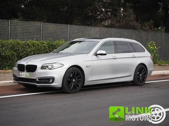 Usata BMW 525 Luxury Line 218 CV (160 kW) 2016 Grigio Station wagon