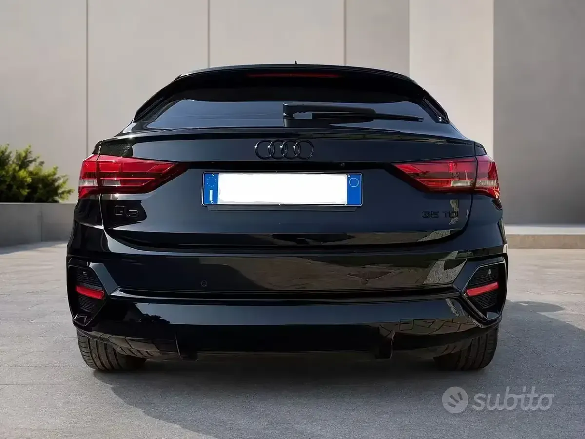 Usata Audi Q3 Sportback Comfort 150 CV (110 kW) 2021 Nero SUV