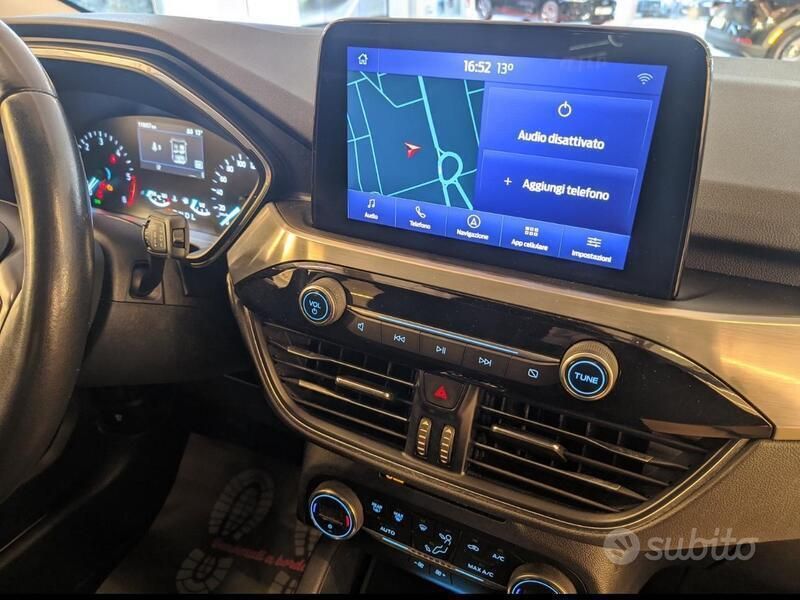 Usata Ford Kuga 120 CV (88 kW) 2020 Nero SUV