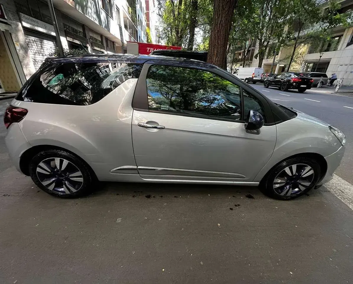 Usata Citroën DS3 So Chic 68 CV (50 kW) 2015 Argento Berlina