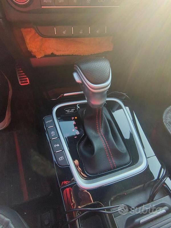 Usata Kia Ceed 204 CV (150 kW) 2023 Grigio Utilitaria