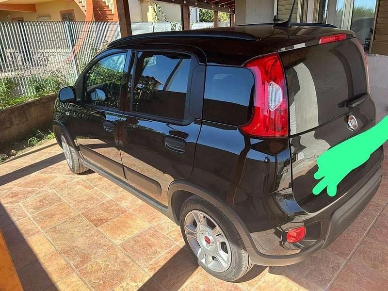 Nero Usata 2022 Fiat Panda Cross Cross Utilitaria | 9500 € (Super prezzo) - Immagine 1/4
