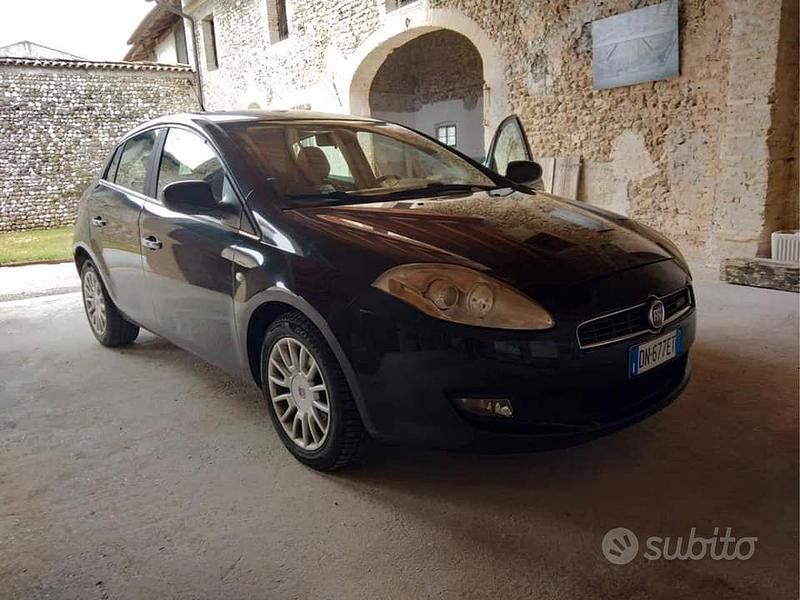Nero Usata 2008 Fiat Bravo Due volumi | 3900 € (Molto cara) - Immagine 1/4