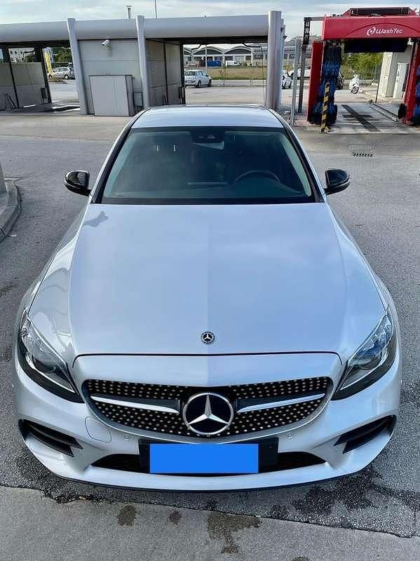Usata Mercedes C220 Premium 194 CV (142 kW) 2019 Argento Berlina