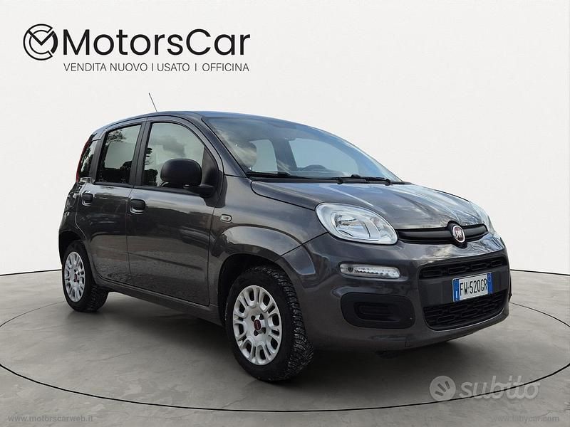Usata Fiat Panda Easy 69 CV (50 kW) 2019 Grigio Utilitaria