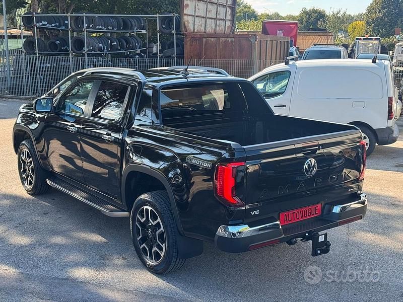Nuova VW Amarok Aventura 241 CV (177 kW) 2025 Nero Pick-up