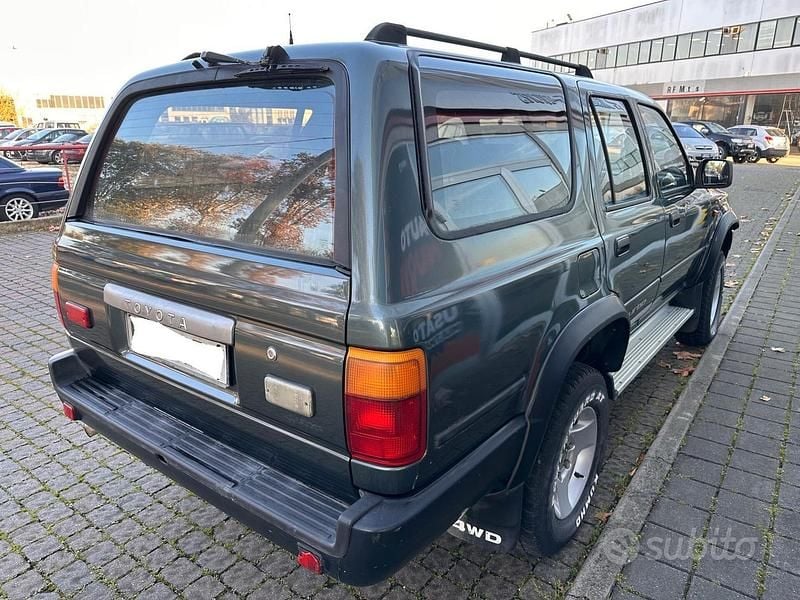 Usata Toyota 4 Runner 89 CV (65 kW) 1991 Grigio SUV