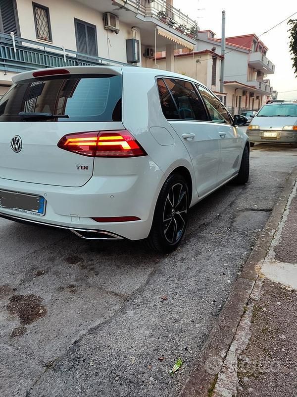 Usata VW Golf VII Highline 115 CV (84 kW) 2017 Bianco Berlina