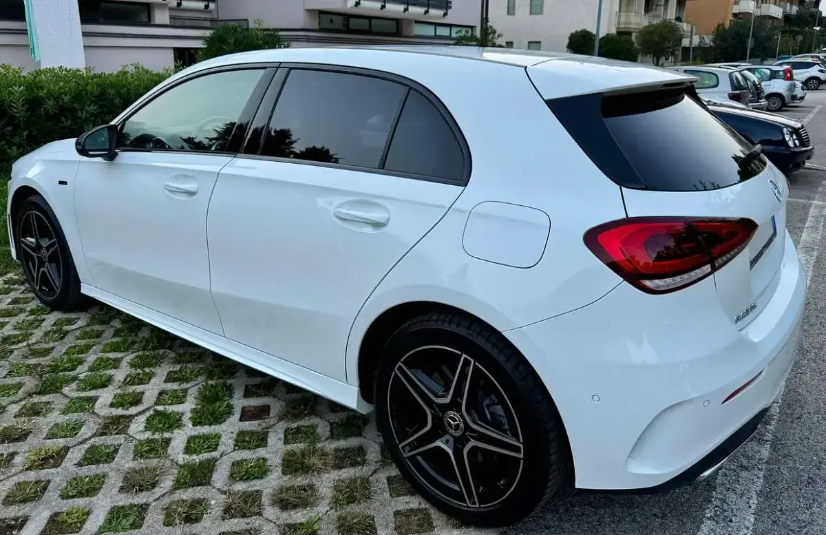 Usata Mercedes A250 Premium 218 CV (160 kW) 2021 Bianco Berlina
