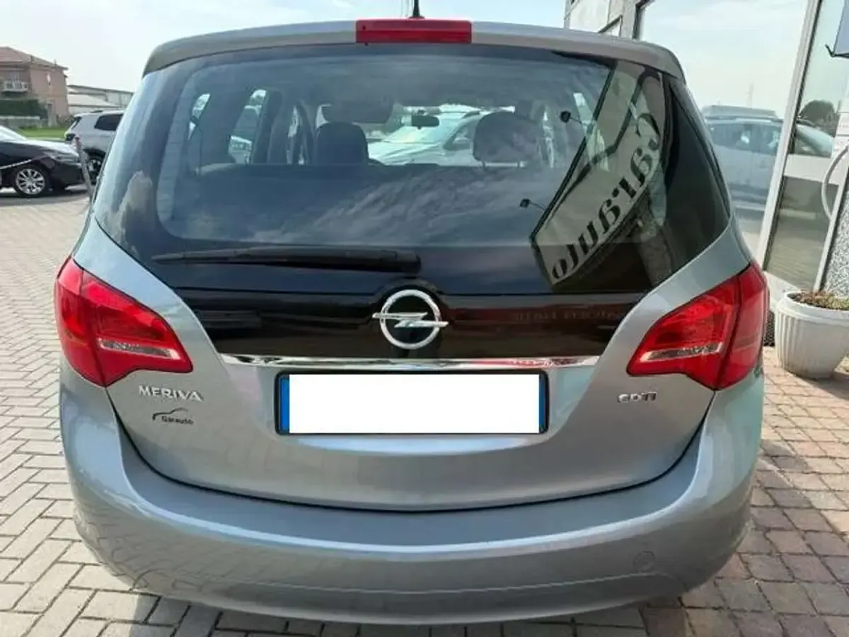 Usata Opel Meriva S 110 CV (80 kW) 2015 Argento Monovolume