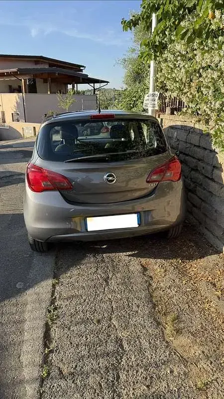 Usata Opel Corsa 75 CV (55 kW) 2015 Utilitaria