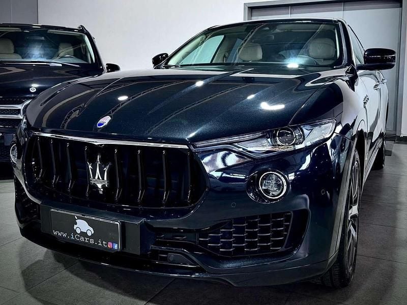 Usata Maserati Levante 275 CV (202 kW) 2018 Nero SUV