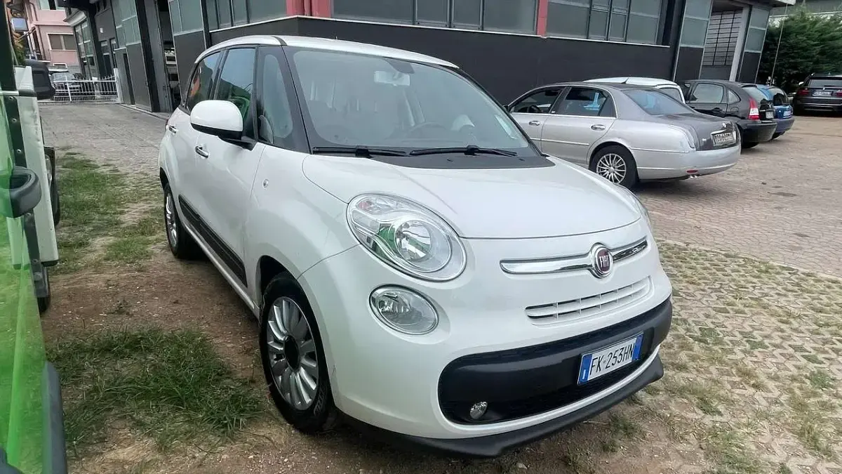 Usata Fiat 500L Lounge 95 CV (69 kW) 2017 Bianco Monovolume