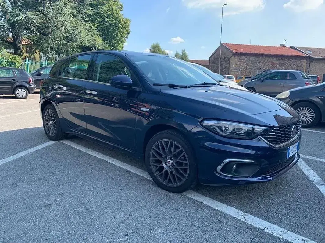 Usata Fiat Tipo Lounge 120 CV (88 kW) 2017 Berlina