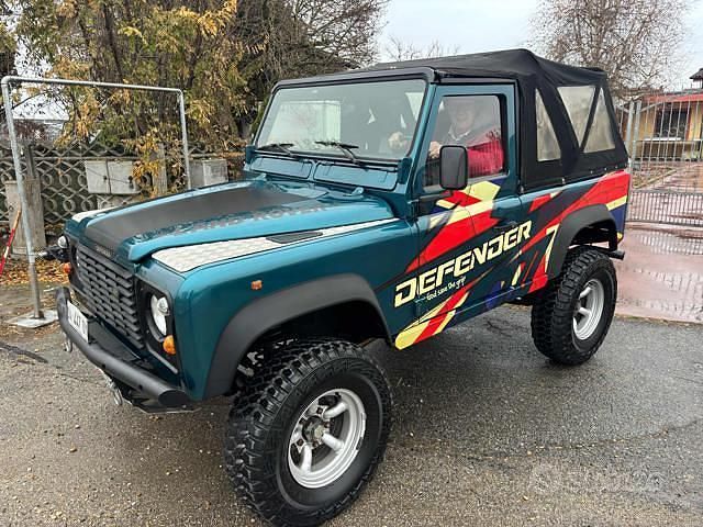 Usata Land Rover Defender 122 CV (89 kW) 1998 Blu Cabrio