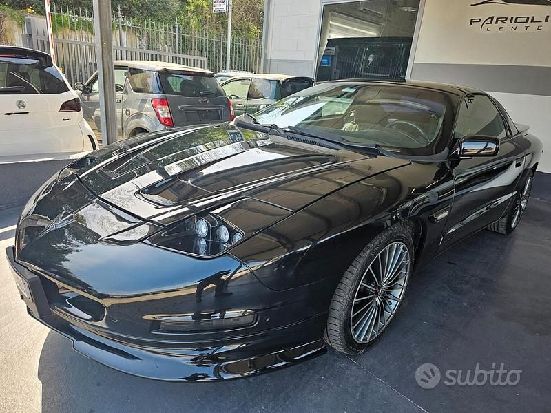 Usata Pontiac Firebird 196 CV (144 kW) 1996 Nero Coupé