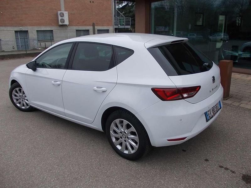 Usata Seat Leon Style 110 CV (80 kW) 2014 Bianco Berlina