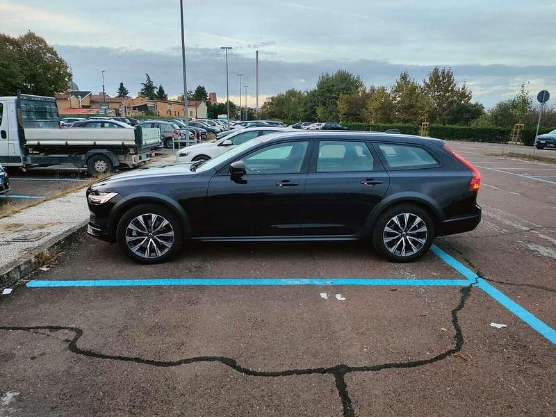 Usata Volvo V90 CC 197 CV (144 kW) 2024 Nero Station wagon