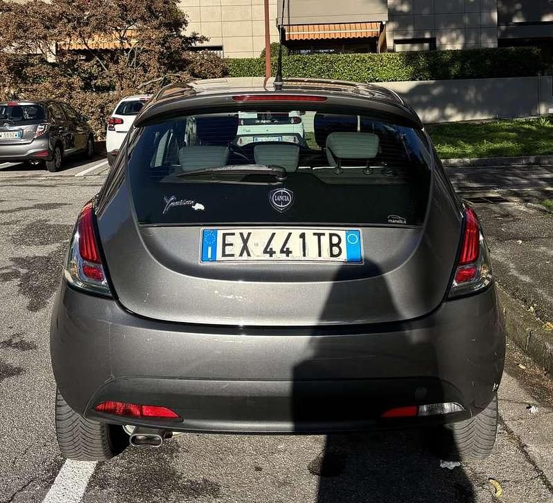 Usata Lancia Ypsilon 69 CV (50 kW) 2014 Utilitaria