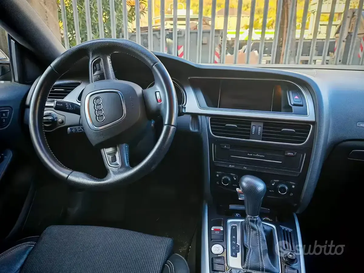 Usata Audi A5 239 CV (175 kW) 2011 Nero Coupé