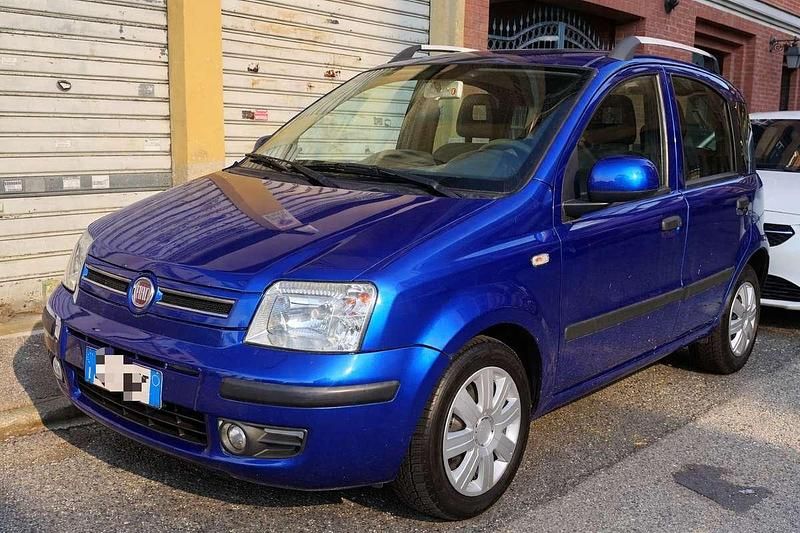 Blu/azzurro Usata 2010 Fiat Panda Dynamic Utilitaria | 4250 € (Buon prezzo) - Immagine 1/4